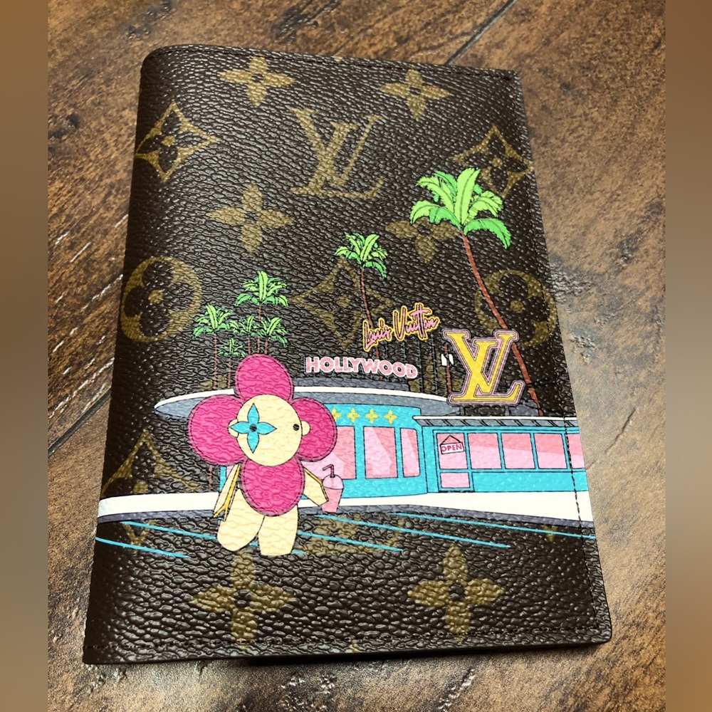 **SOLD**Louis Vuitton Passport cover